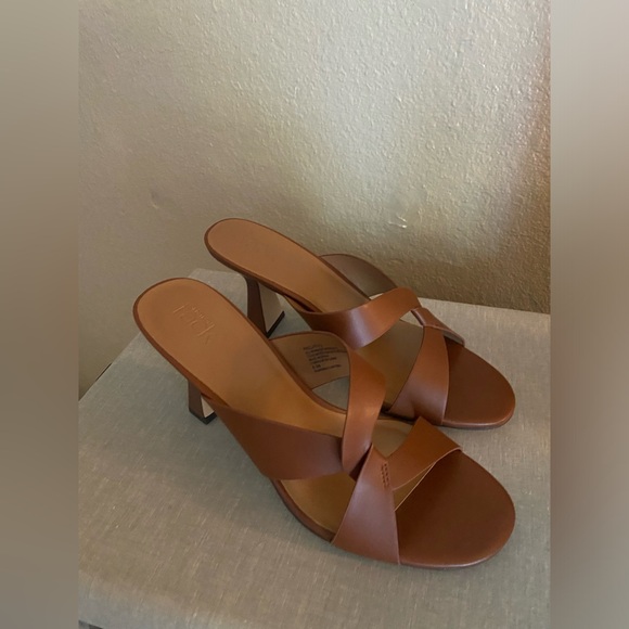 New Nordstrom Rack slide heels - Picture 2 of 5